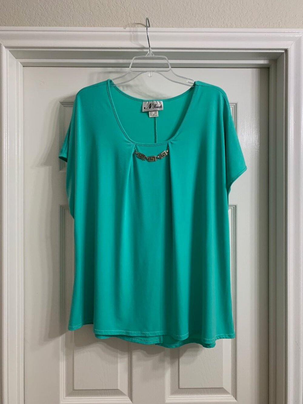 N Touch Brand Women's Green Short Sleeve Blouse, Size 1X